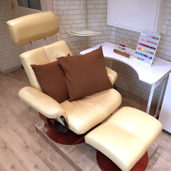 Nail Salon Blanl'or 三軒茶屋店【ネイルサロン ブランロール】