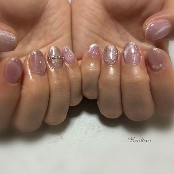 リングとパールデザイン＋フラッシュマグネットネイル