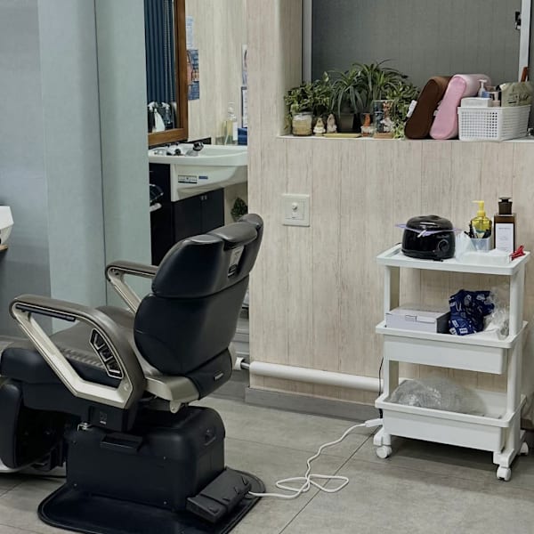 BB Mens Eyebrow Studio