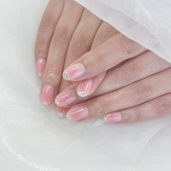 ちゅるんチークネイル♪|Nail Salon DANAE GINZA