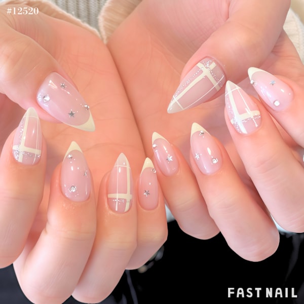 星×チェック×フレンチネイル【¥9,240/オフ無料】
