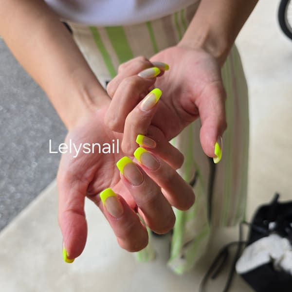 ハンド持ち込みデザイン|Lelys nail