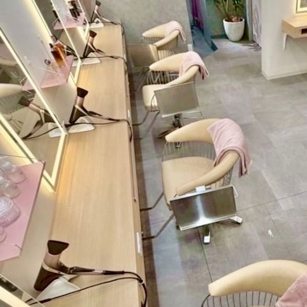 髪質改善&スパ Hair Salon pivot 与野西口店【ピボット】