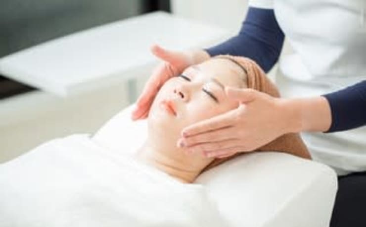 美容エステベッドエステサロンフェイシャルマッサージボディマッサージトリートメント 電動フェイシャルベッド Composite (2モーター) オフホワイト 長さ187