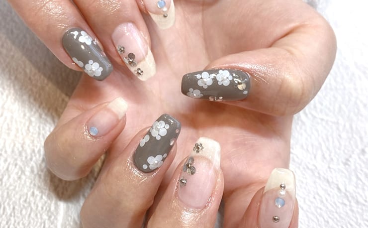 Nail Labo Lore ネイルラボロア の予約 サロン情報 ネイル まつげサロンを予約するなら楽天ビューティ