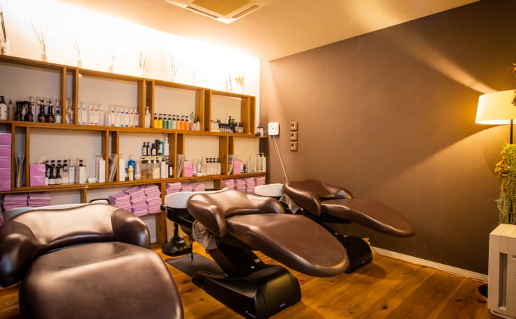 ドイツキューン工房　壁飾り　Apotheke 薬屋　Friseur 美容院 AQUAH SMILE LAB（美容室）オープンのご連絡とお詫び 11月に新規