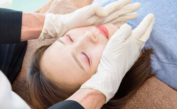 やえざきカイロプラクティック(ヤエザキカイロプラクティック)の予約