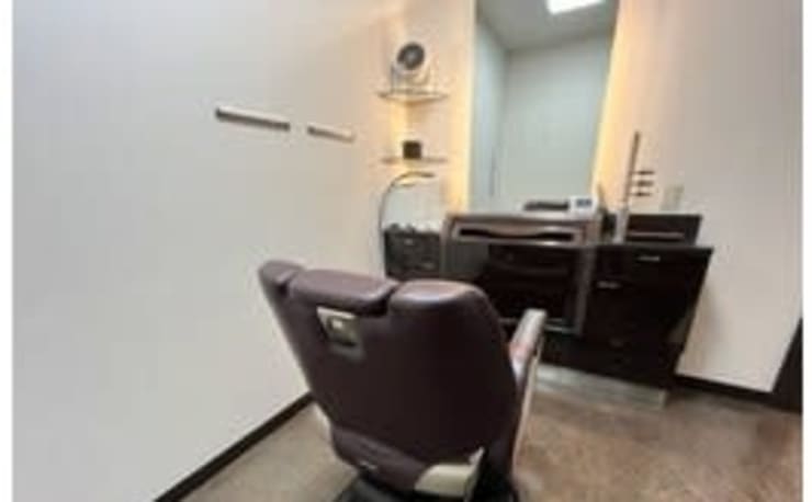 スネル美容室　パルッキーヴェンディ スネル美容室 パルッキーヴェンディ Vin The Barber