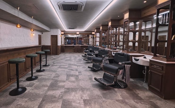 WHISKERS BARBER SHOP(ウィスカーズ バーバー ショップ)の予約＆サロン