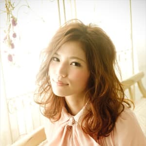 絶対 パーマで失敗しない 水原希子風クラシカルウェーブ Minx 原宿店 ミンクス ハラジュクテン のヘアスタイル 美容院 美容室を予約するなら楽天ビューティ