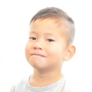 メンズのオススメ順 キッズ ツーブロック ベリーショートの髪型 ヘアスタイル 楽天ビューティ