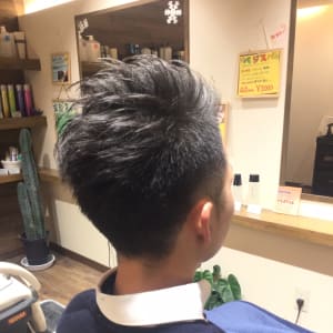 Exile 三代目風 アシメショート Needs Hair ニーズヘアー のヘアスタイル 美容院 美容室を予約するなら楽天ビューティ