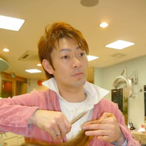 樋口 恵里 髪技空間 Anon カミワザクウカン アノン のスタッフ 美容院 美容室を予約するなら楽天ビューティ