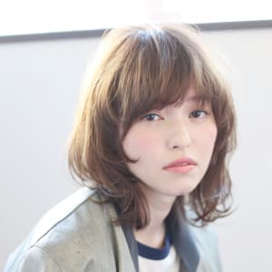Lila By Afloat 梨花さん風ネオウルフ N 6 Lila By Afloat レイラバイアフロート のヘアスタイル 美容院 美容室を予約するなら楽天ビューティ