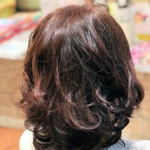 オススメ順 50代 パーマ セミロングの髪型 ヘアスタイル 楽天ビューティ