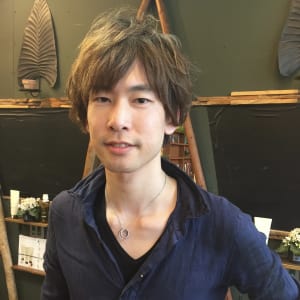 高橋 宏彰 | hs plus(エイチエスプラス)のスタッフ | 美容院・美容室を予約するなら楽天ビューティ