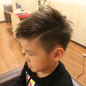 メンズのオススメ順 キッズ モード ツーブロックの髪型 ヘアスタイル 楽天ビューティ