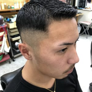 フェザーバックスタイルウルフ調 カットハウスマチダ カットハウスマチダ のヘアスタイル 美容院 美容室を予約するなら楽天ビューティ