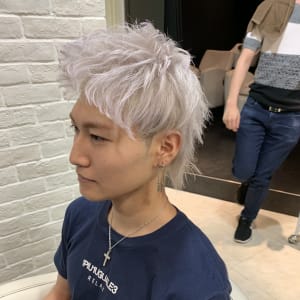 白狼 L Dorado エルドラード エルドラード のヘアスタイル 美容院 美容室を予約するなら楽天ビューティ