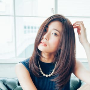 オススメ順 30代 レイヤー 黒髪 セミロングの髪型 ヘアスタイル 楽天ビューティ