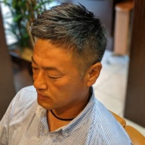 メンズのオススメ順 40代 アッシュ ブラウン ベリーショートの髪型 ヘアスタイル 楽天ビューティ メンズのオススメ順 40代 アッシュ ブラウン ベリーショートの髪型 ヘアスタイル 楽天ビューティ
