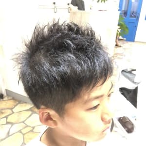 大きめスパイラルパーマ Glory Lily グローリーリリィ のヘアスタイル 美容院 美容室を予約するなら楽天ビューティ