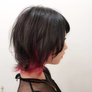 マッシュウルフ インナーカラー Alice アリス のヘアスタイル 美容院 美容室を予約するなら楽天ビューティ