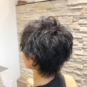 メンズのオススメ順 パーマ クール ウルフの髪型 ヘアスタイル 楽天ビューティ