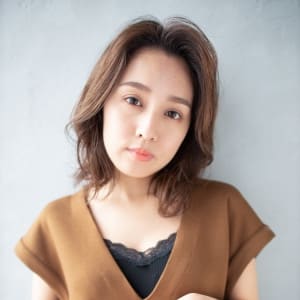 2ページ目 オススメ順 30代 クール レイヤー ミディアムの髪型 ヘアスタイル 楽天ビューティ