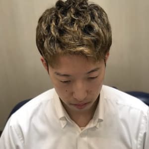 メンズのオススメ順 カット フェミニン ツーブロックの髪型 ヘアスタイル 楽天ビューティ