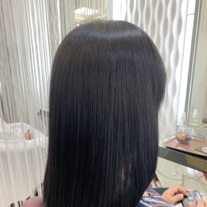 オススメ順 ストレートパーマ 黒髪 セミロングの髪型 ヘアスタイル 楽天ビューティ