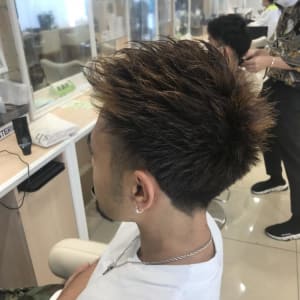 メンズのオススメ順 外国人風 モヒカンの髪型 ヘアスタイル 楽天ビューティ