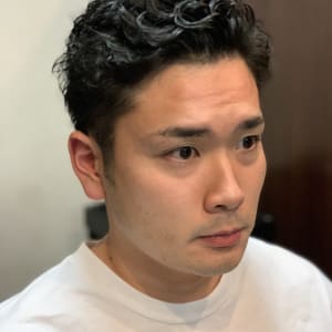 メンズのオススメ順 パーマ ストリート アップの髪型 ヘアスタイル 楽天ビューティ