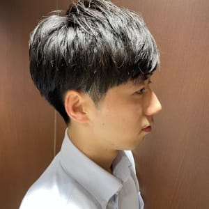 ツーブロックスタイル ヒロ銀座 理容室 メンズ ヒロ銀座ヘアーサロン東京日本橋京橋八重洲店 ヒロギンザ トウキョウニホンバシキョウバシヤエステン のヘアスタイル 美容院 美容室を予約するなら楽天ビューティ