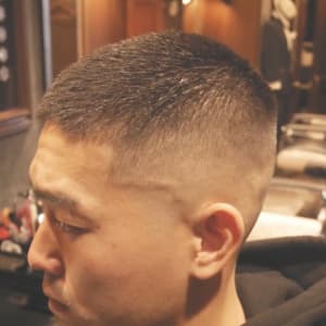 メンズの新着順 外国人風 ボウズ グラデーションカラーの髪型 ヘアスタイル 楽天ビューティ