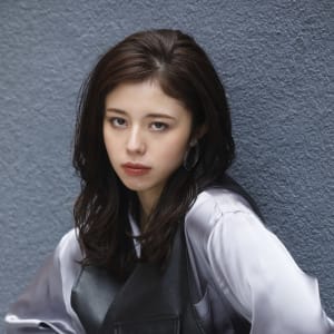 オススメ順 モード 黒髪 セミロングの髪型 ヘアスタイル 楽天ビューティ