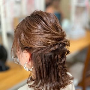オススメ順 キュート 編み込み ミディアムの髪型 ヘアスタイル 楽天ビューティ