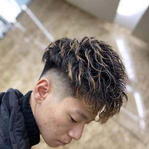 2ページ目 メンズのオススメ順 パーマ モヒカン ベリーショートの髪型 ヘアスタイル 楽天ビューティ