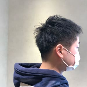 Quartett メンズショート ワックスなしでも Quartett カルテット のヘアスタイル 美容院 美容室を予約するなら楽天ビューティ