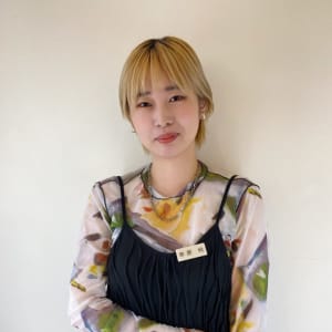 小松 志保 Guiches 江南店 ギッシュ のスタッフ 美容院 美容室を予約するなら楽天ビューティ