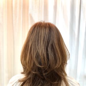 オススメ順 40代 フェミニン レイヤー ロングの髪型 ヘアスタイル 楽天ビューティ オススメ順 40代 フェミニン レイヤー ロングの髪型 ヘアスタイル 楽天ビューティ