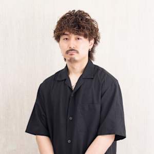 山口 彩香 Alushe 心斎橋 難波 アルーシェ シンサイバシ ナンバ のスタッフ 美容院 美容室を予約するなら楽天ビューティ