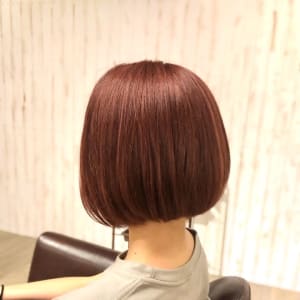 ボルドーレッドブラウン大人前下がりボブ/亀戸 | 1+ Unplus lien(アン