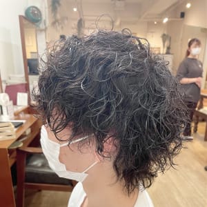 メンズのオススメ順 パーマ ウルフ ミディアムの髪型 ヘアスタイル 楽天ビューティ