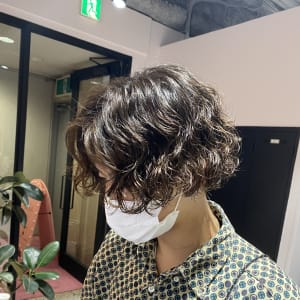 メンズのオススメ順 パーマ ツーブロック セミロングの髪型 ヘアスタイル 楽天ビューティ