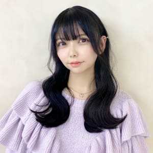 金沢 丸顔カバー ぱっつん 黒髪 波巻き 小顔 重めロング Euphoria Ginza Grande 銀座 ユーフォリア ギンザ グランデ のヘアスタイル 美容院 美容室を予約するなら楽天ビューティ