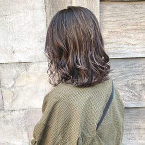 レディースの新着順 3dカラー ストリート アッシュ ブラウン ミディアムの髪型 ヘアスタイル 楽天ビューティ レディースの新着順 3dカラー ストリート アッシュ ブラウン ミディアムの髪型 ヘアスタイル 楽天ビューティ