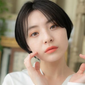 センターパート黒髪前下がりマッシュショート エアストレート Cover Hair Bliss 川口東口駅前店 カバーヘアブリス カワグチヒガシグチエキマエテン のヘアスタイル 美容院 美容室を予約するなら楽天ビューティ センターパート黒髪前下がりマッシュショート エアストレート Cover Hair Bliss 川口東口駅前店 カバーヘアブリス カワグチヒガシグチエキマエテン のヘアスタイル 美容院 美容室を予約するなら楽天ビューティ