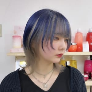 オススメ順 ウルフ グラデーションカラー ミディアムの髪型 ヘアスタイル 楽天ビューティ