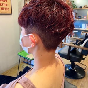 ベリーショート×チェリーレッドカラー | LOTUS hair design.(ロータス
